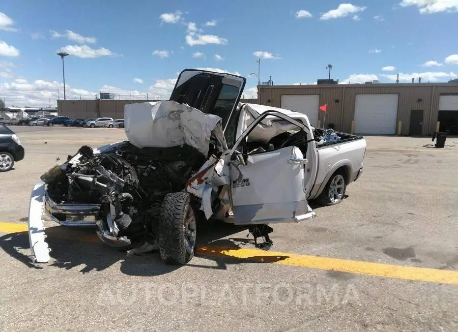 DODGE RAM 1500 LARAMIE CREW CAB  2015 vin 1C6RR7NM3FS678411 from auto auction Caiaai