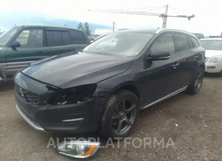 VOLVO V60 CROSS COUNTRY PREMIER+ 2015 vin YV4612HL3F1001029 from auto auction Caiaai