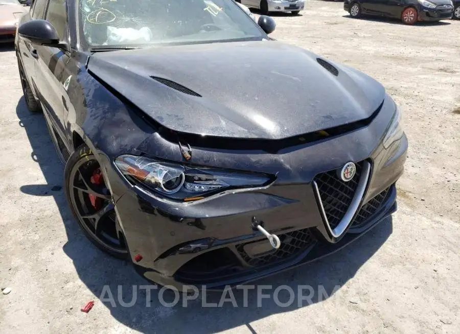 ALFA ROMEO GIULIA QUA 2017 vin ZARFAEAV0H7520092 from auto auction Copart