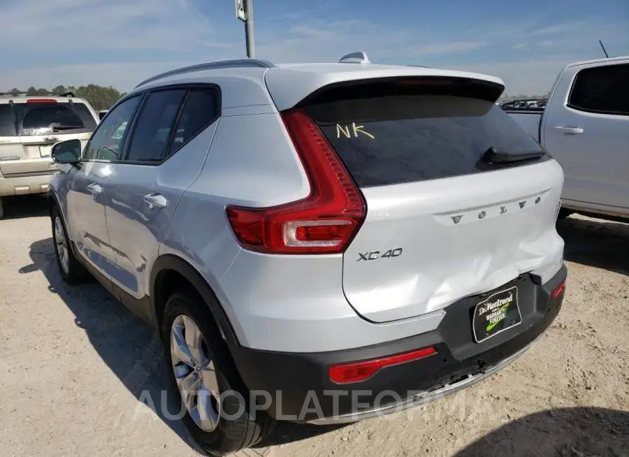 VOLVO XC40 T4 MO 2020 vin YV4AC2HK2L2171514 from auto auction Copart