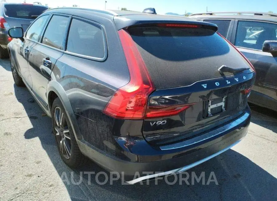 VOLVO V90 CROSS 2017 vin YV4A22NLXH1006162 from auto auction Copart