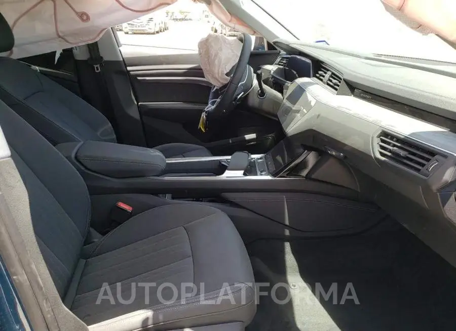 AUDI E-TRON PRE 2022 vin WA1AABGE8NB031646 from auto auction Copart