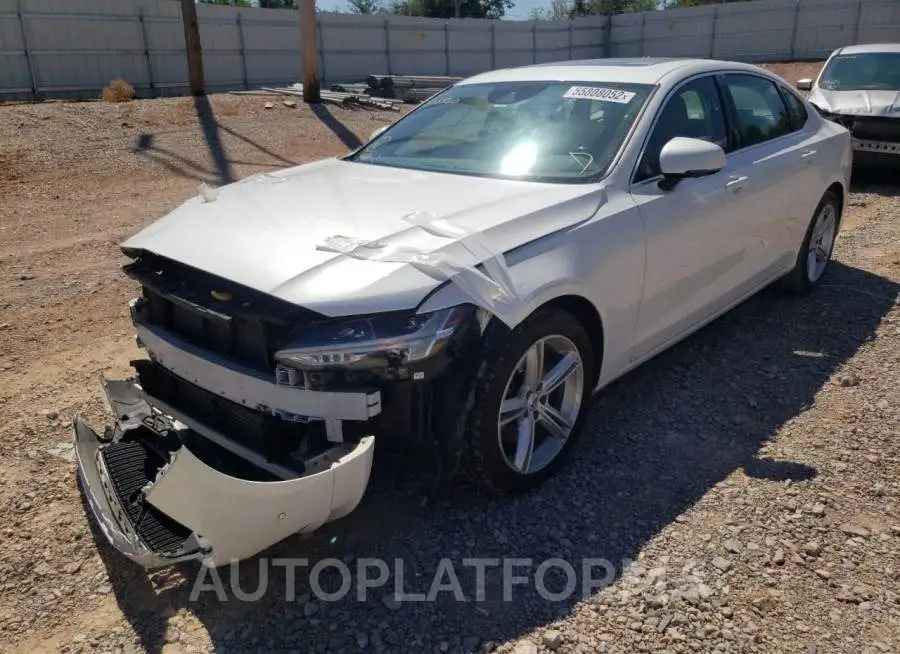 VOLVO S90 T5 MOM 2018 vin LVY982AK2JP032560 from auto auction Copart