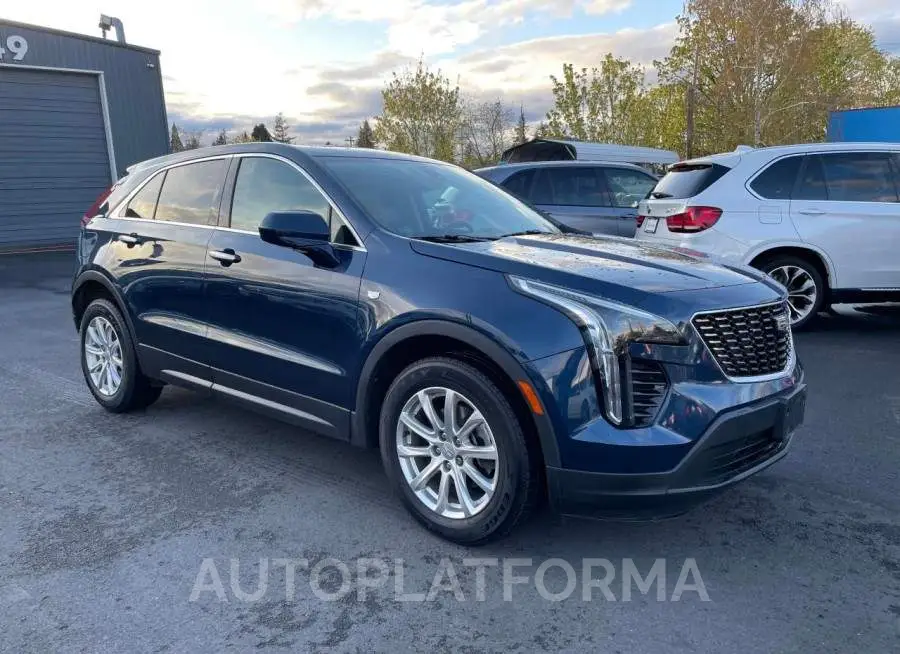 CADILLAC XT4 LUXURY 2019 vin 1GYFZBR43KF102923 from auto auction Copart