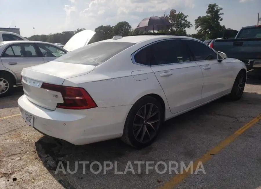 VOLVO S90 T5 MOM 2018 vin LVY982AK7JP004530 from auto auction Copart