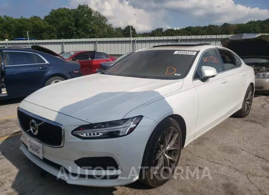 VOLVO S90 T5 MOM 2018 vin LVY982AK7JP004530 from auto auction Copart