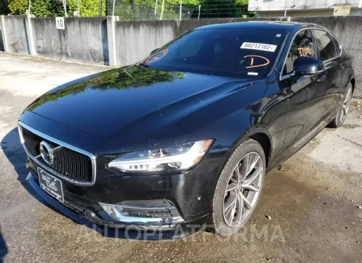 VOLVO S90 T5 MOM 2019 vin LVY102AK3KP088335 from auto auction Copart