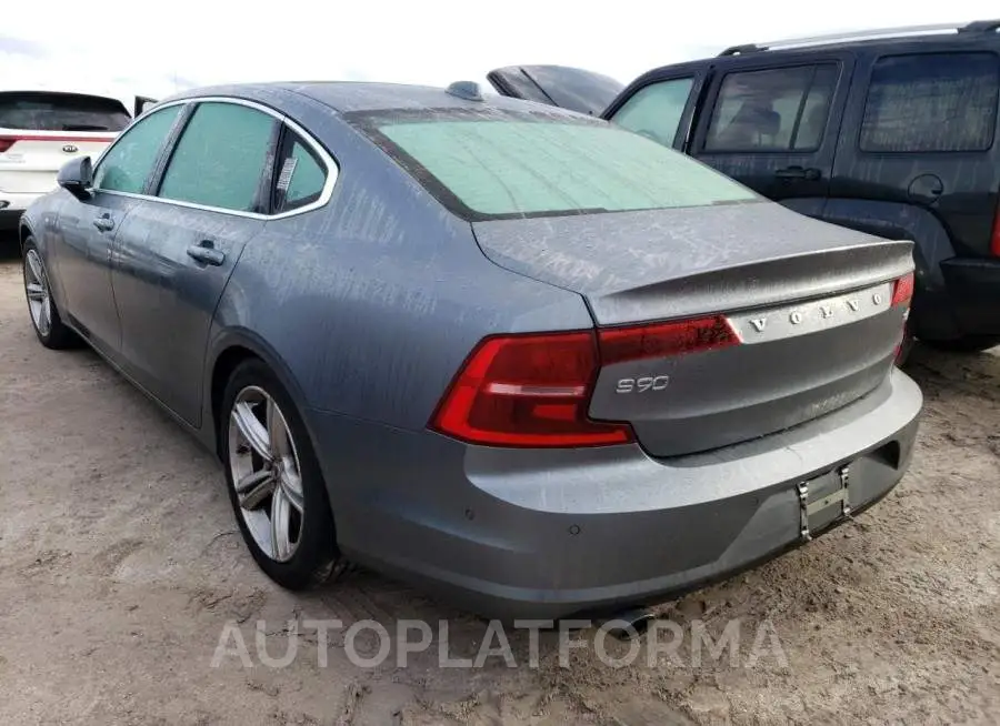 VOLVO S90 T5 MOM 2018 vin LVY982MK9JP024225 from auto auction Copart