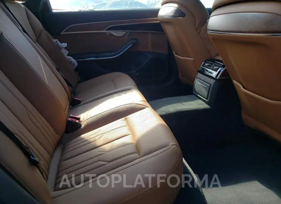 AUDI A8 L 2019 vin WAU8DAF81KN018648 from auto auction Copart