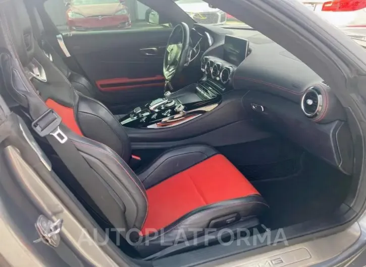 MERCEDES-BENZ AMG GT 2019 vin WDDYK7HA8KA023094 from auto auction Copart