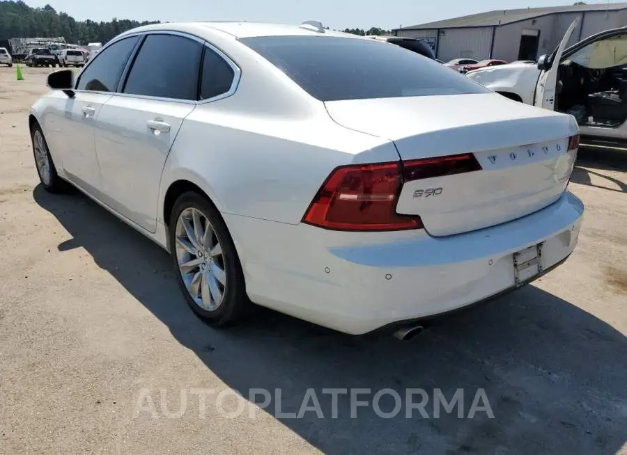 VOLVO S90 T5 MOM 2018 vin LVY982MK2JP019092 from auto auction Copart