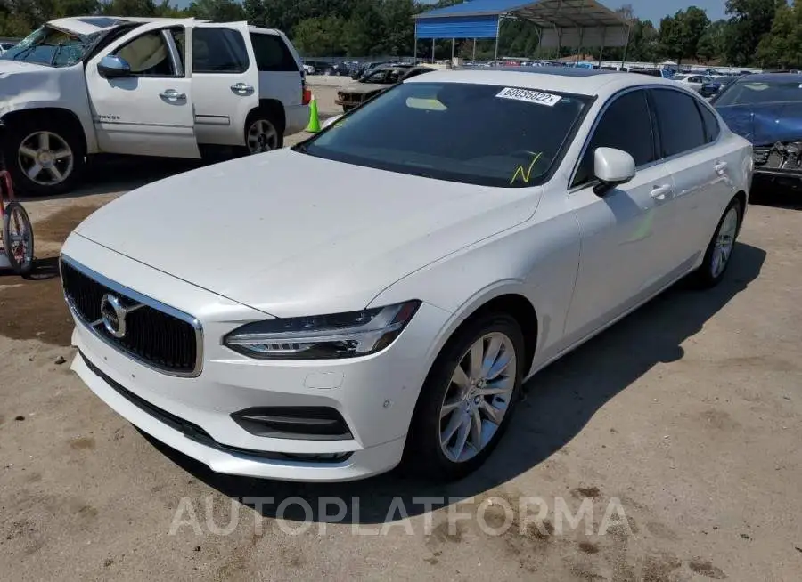 VOLVO S90 T5 MOM 2018 vin LVY982MK2JP019092 from auto auction Copart