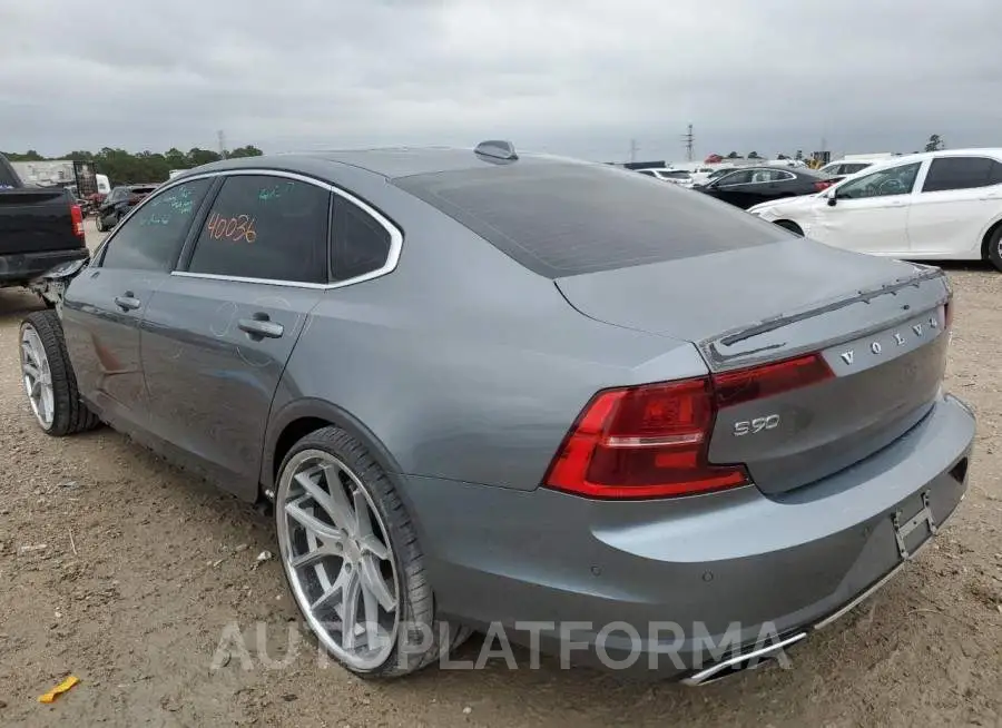 VOLVO S90 T6 MOM 2018 vin LVY992MK9JP029275 from auto auction Copart