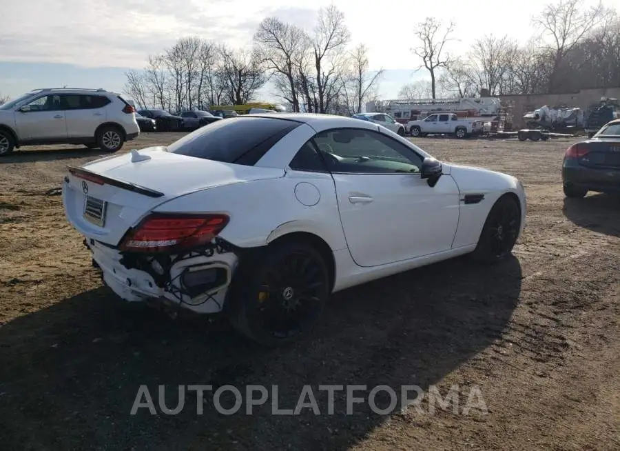 MERCEDES-BENZ SLC 300 2019 vin WDDPK3JA2KF159108 from auto auction Copart