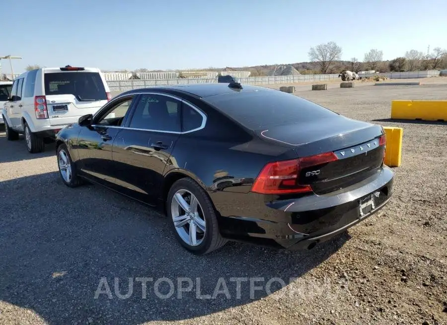 VOLVO S90 T5 MOM 2018 vin LVY982AK5JP038403 from auto auction Copart