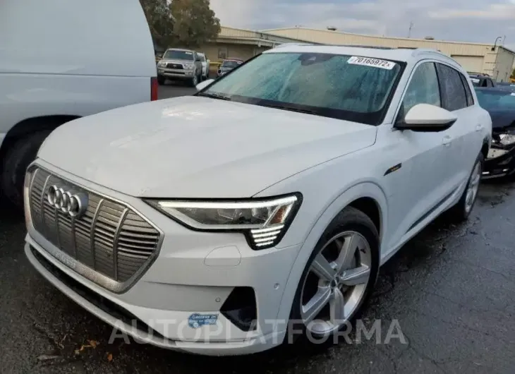 AUDI E-TRON PRE 2019 vin WA1LAAGE7KB024685 from auto auction Copart