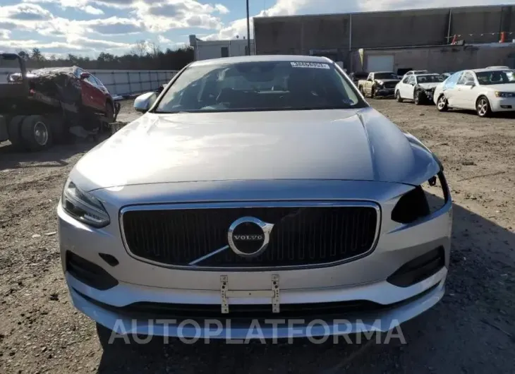 VOLVO S90 T5 MOM 2018 vin LVY982MK0JP035033 from auto auction Copart