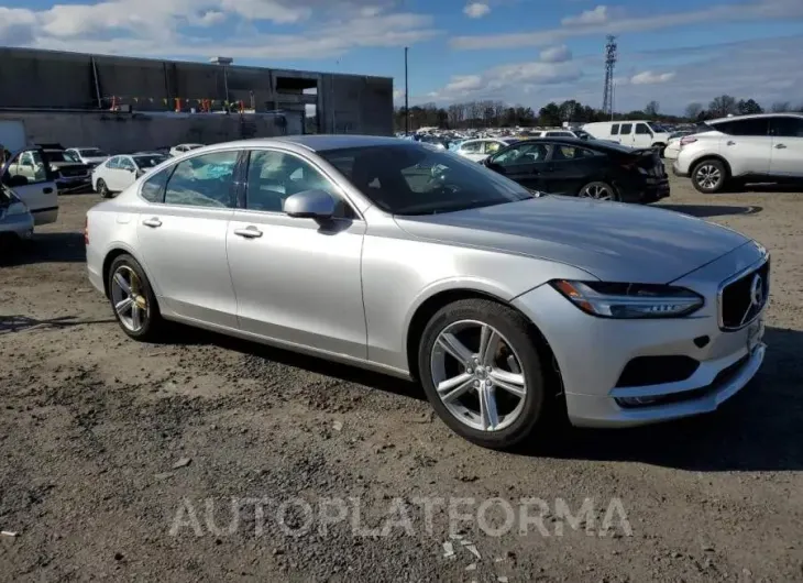 VOLVO S90 T5 MOM 2018 vin LVY982MK0JP035033 from auto auction Copart