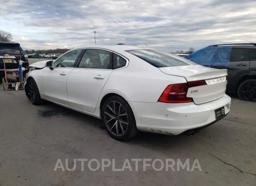 VOLVO S90 T5 MOM 2018 vin LVY982MK6JP033657 from auto auction Copart