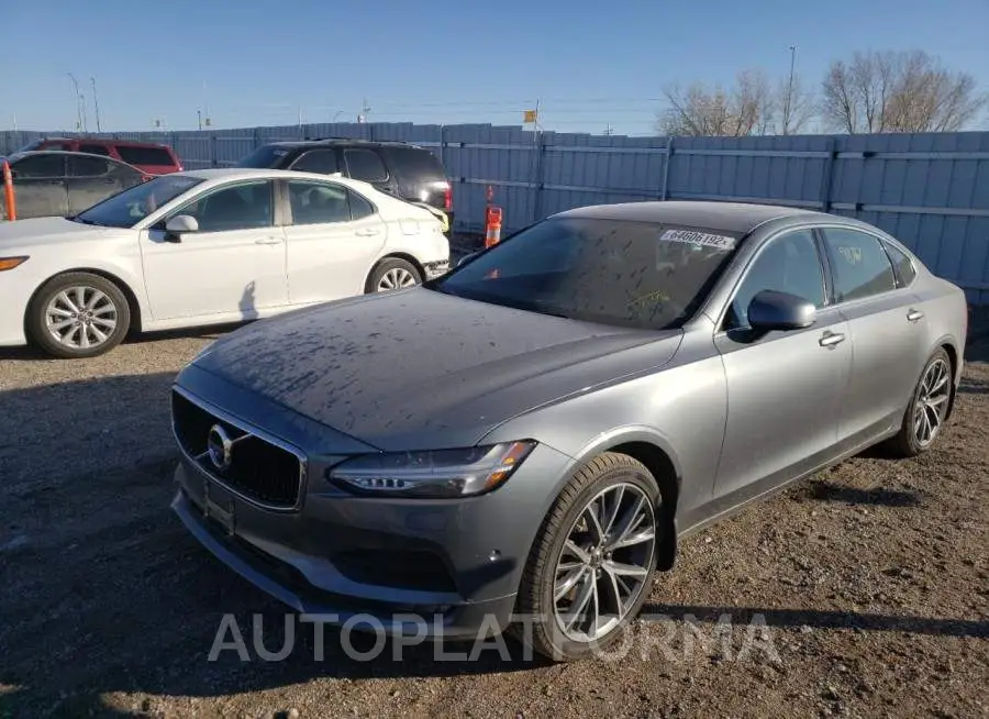 VOLVO S90 T5 MOM 2018 vin LVY982MK2JP024308 from auto auction Copart