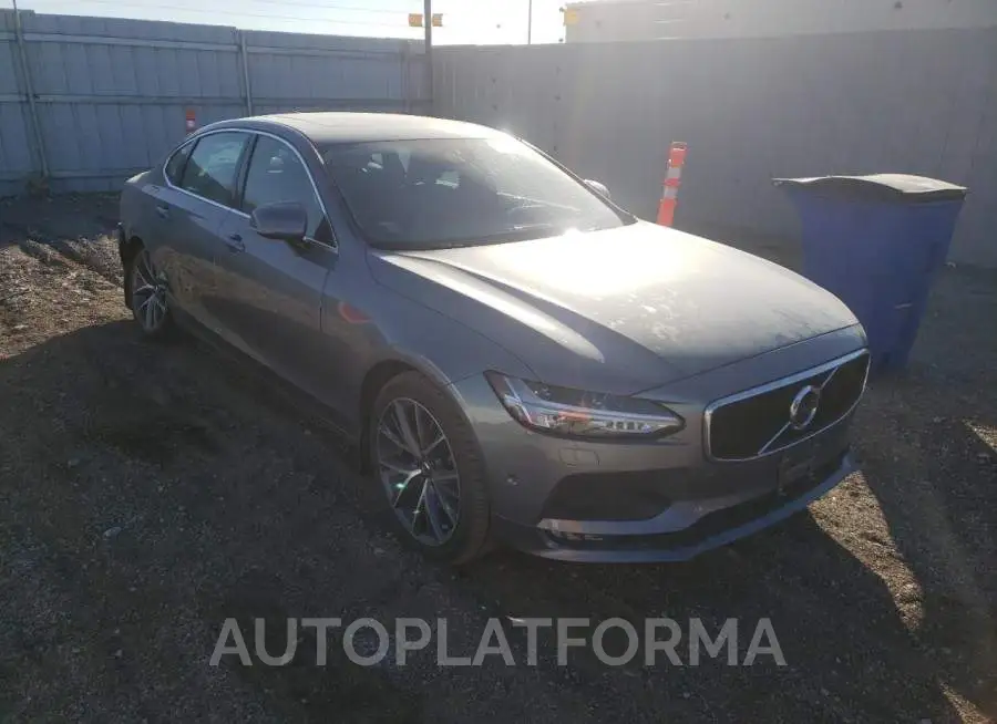 VOLVO S90 T5 MOM 2018 vin LVY982MK2JP024308 from auto auction Copart