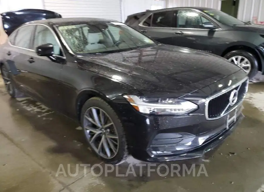 VOLVO S90 T6 MOM 2018 vin LVY992MK1JP030212 from auto auction Copart