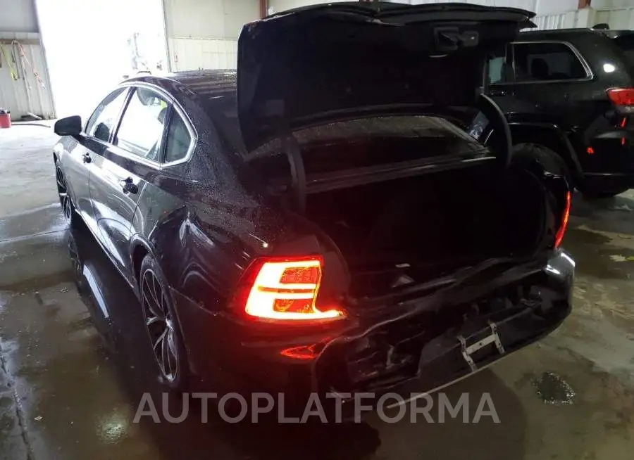 VOLVO S90 T6 MOM 2018 vin LVY992MK1JP030212 from auto auction Copart