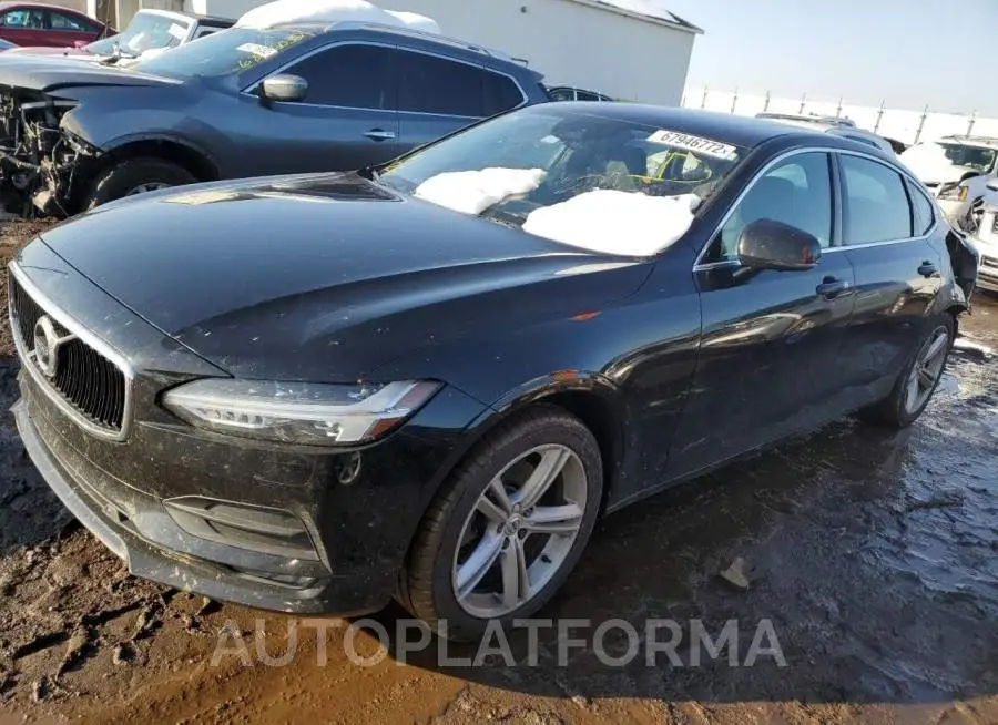 VOLVO S90 T5 MOM 2018 vin LVY985MK5JP007454 from auto auction Copart