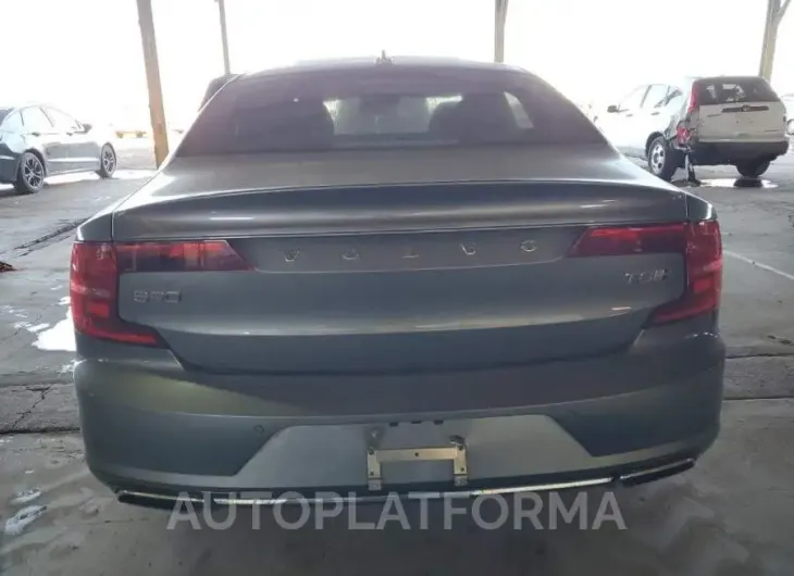 VOLVO S90 T8 INS 2018 vin LVYBR0AL8JP056213 from auto auction Copart