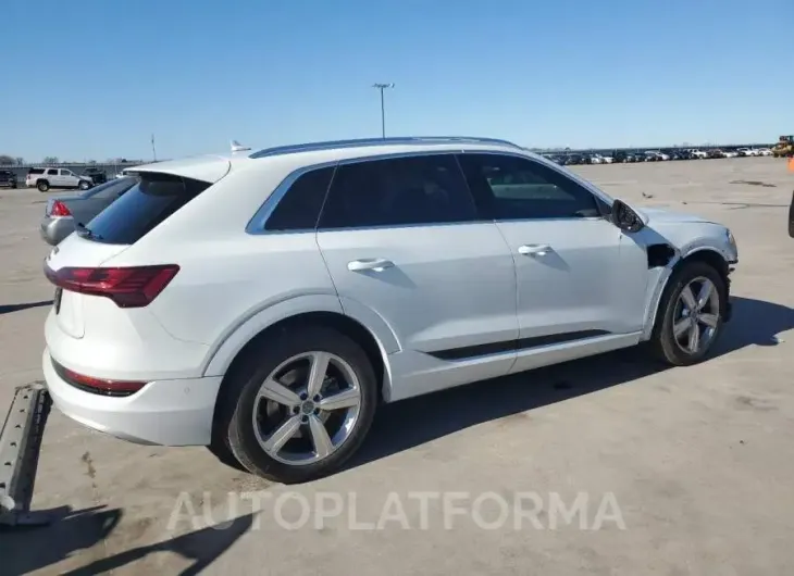 AUDI E-TRON PRE 2019 vin WA1VAAGE4KB020179 from auto auction Copart