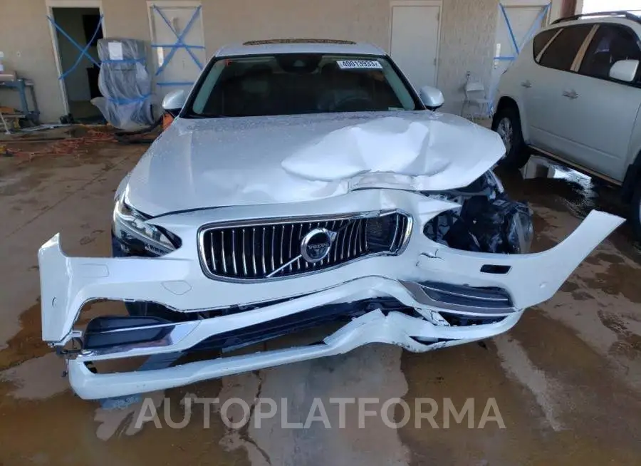 VOLVO S90 T6 INS 2018 vin LVY992ML3JP007037 from auto auction Copart