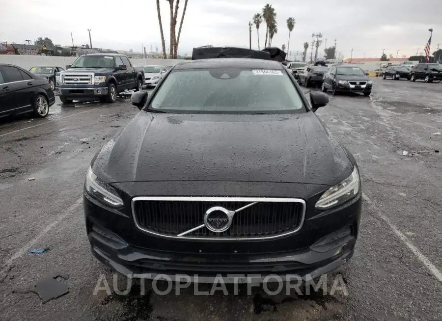 VOLVO S90 T5 MOM 2018 vin LVY982AK2JP033000 from auto auction Copart