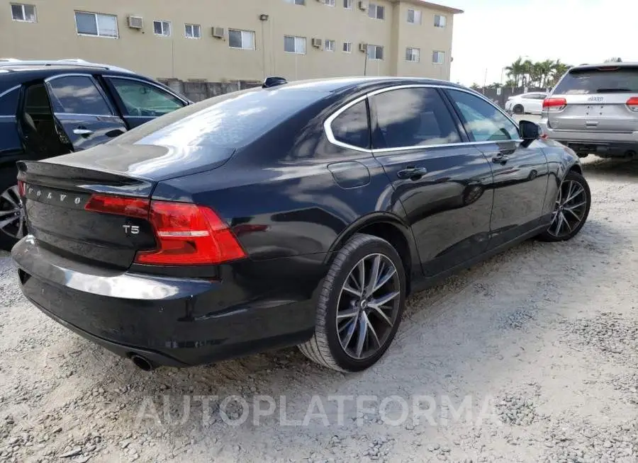 VOLVO S90 T5 MOM 2018 vin LVY982AK5JP023111 from auto auction Copart