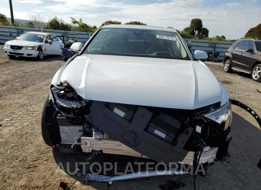 AUDI Q8 PRESTIG 2023 vin WA1FVBF11PD009763 from auto auction Copart