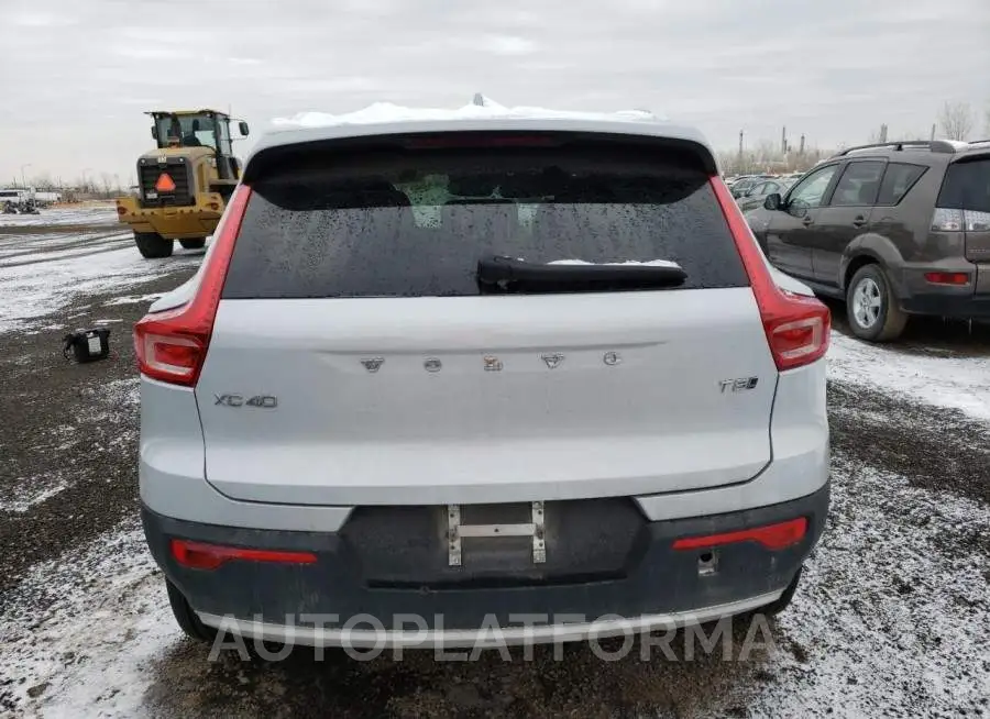 VOLVO XC40 T5 MO 2021 vin YV4162UK6M2536579 from auto auction Copart