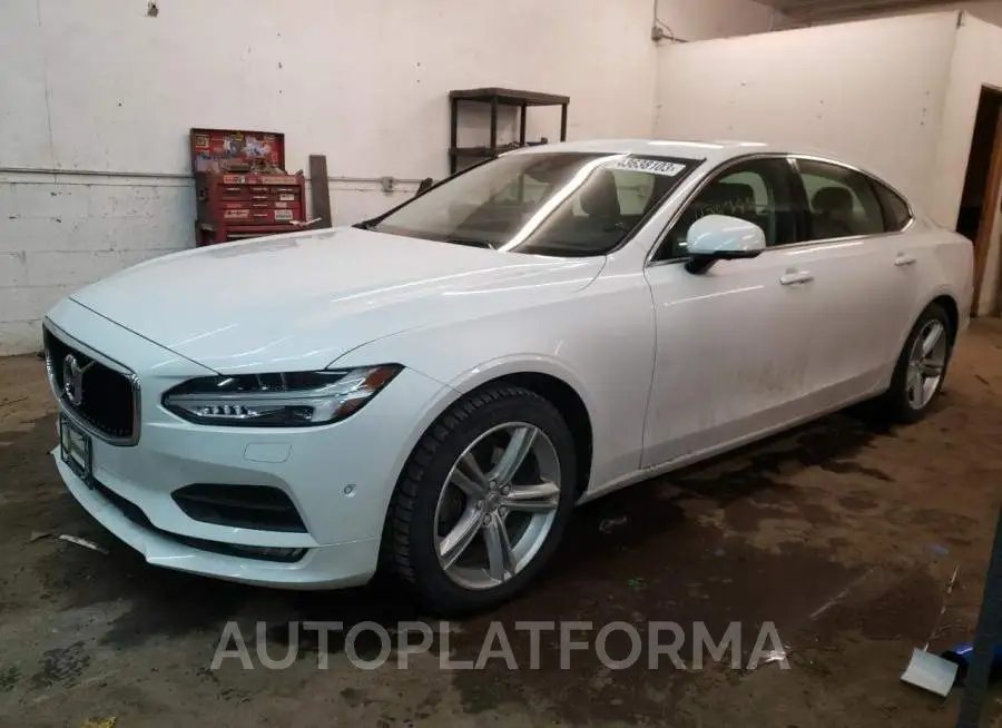 VOLVO S90 T5 MOM 2018 vin LVY982MK4JP016680 from auto auction Copart