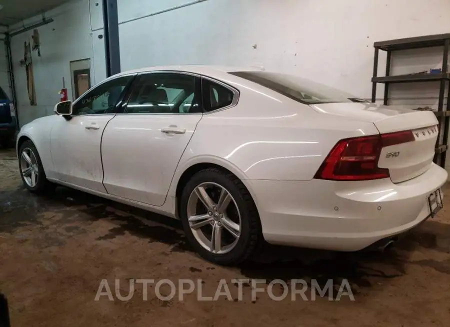 VOLVO S90 T5 MOM 2018 vin LVY982MK4JP016680 from auto auction Copart