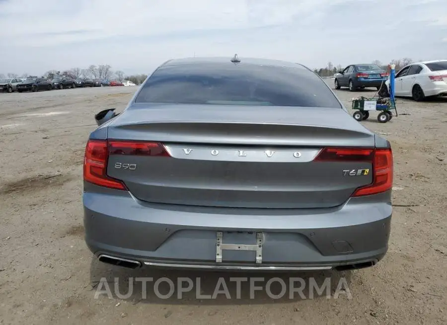 VOLVO S90 T6 INS 2018 vin LVY992ML1JP036942 from auto auction Copart