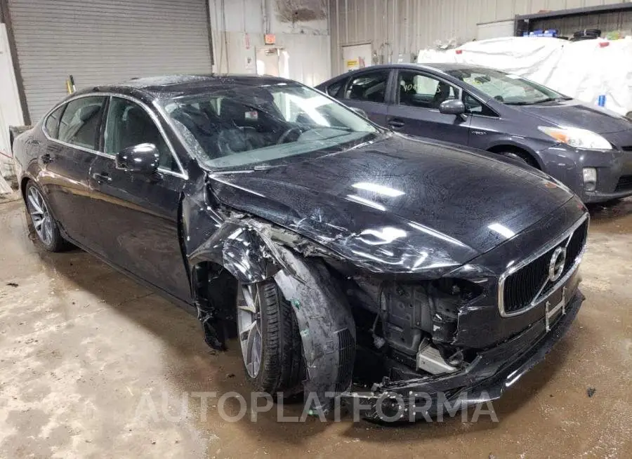 VOLVO S90 T5 MOM 2018 vin LVY982MK3JP023250 from auto auction Copart