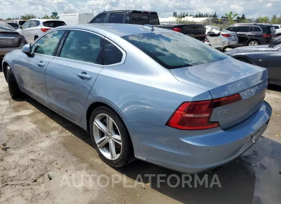 VOLVO S90 T5 MOM 2018 vin LVY982AK4JP023844 from auto auction Copart