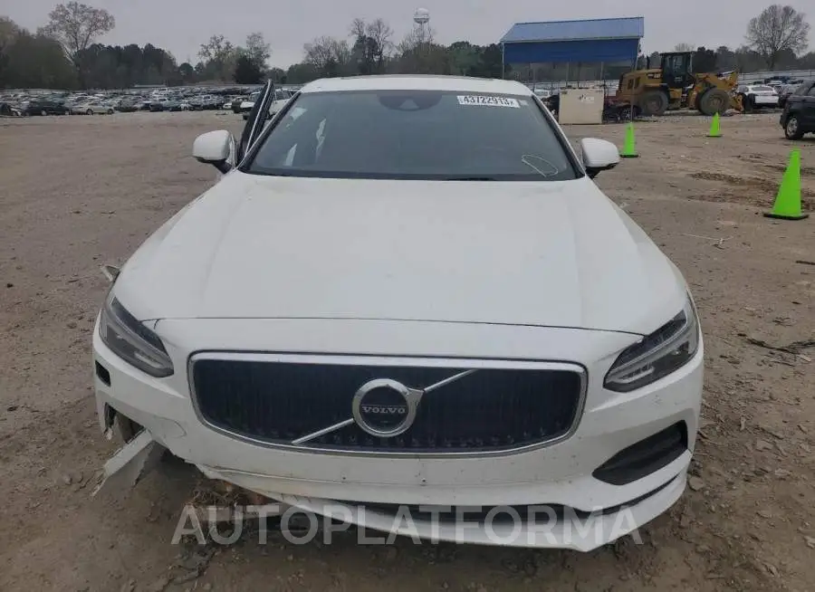 VOLVO S90 T5 MOM 2018 vin LVY982MK8JP036785 from auto auction Copart