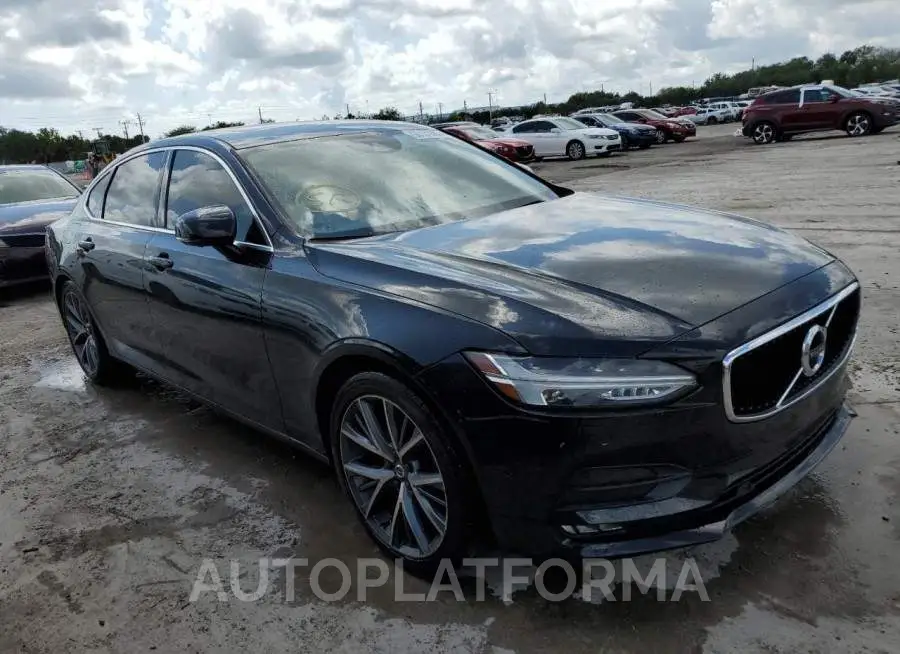 VOLVO S90 T5 MOM 2018 vin LVY982AK2JP004953 from auto auction Copart