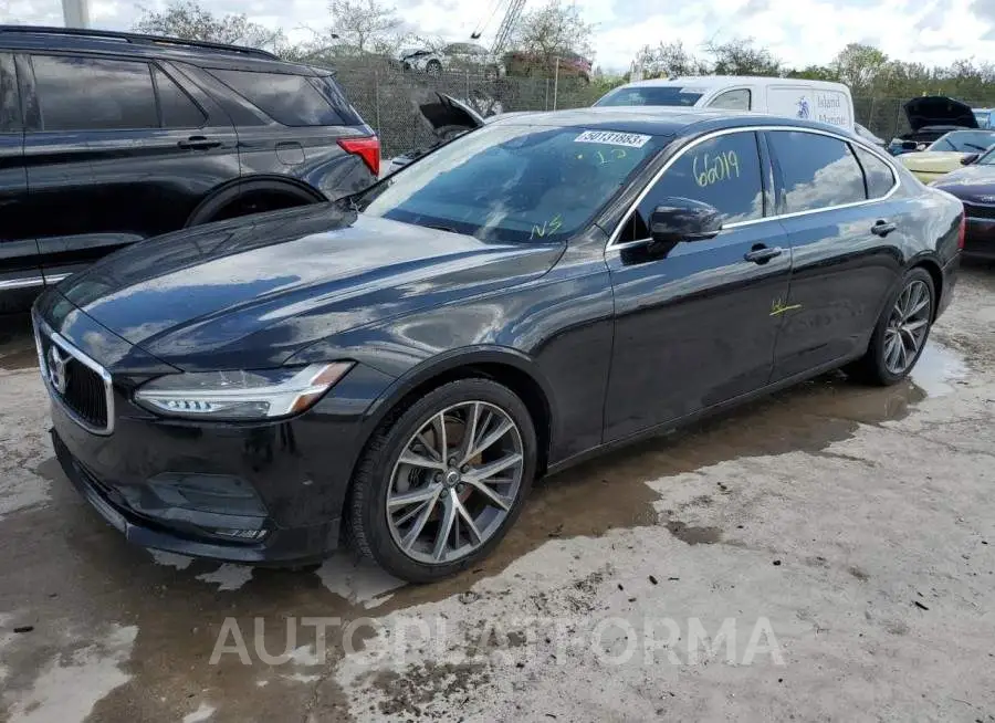 VOLVO S90 T5 MOM 2018 vin LVY982AK2JP004953 from auto auction Copart