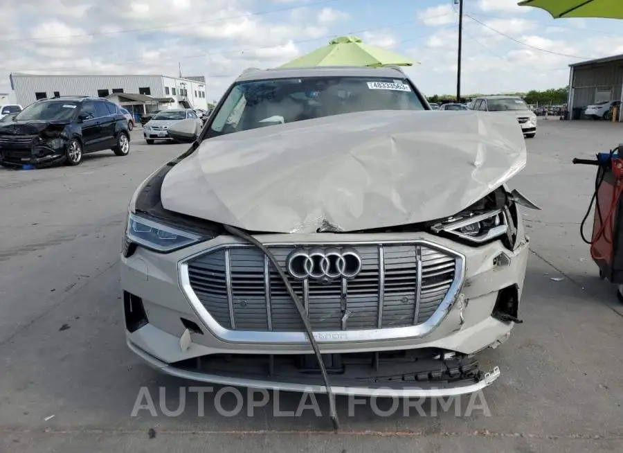 AUDI E-TRON PRE 2019 vin WA1VABGEXKB011122 from auto auction Copart