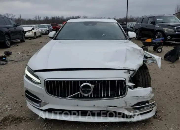 VOLVO S90 T8 INS 2018 vin LVYBC0AL8JP034889 from auto auction Copart