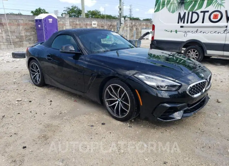 BMW Z4 SDRIVE3 2022 vin WBAHF3C07NWX90381 from auto auction Copart