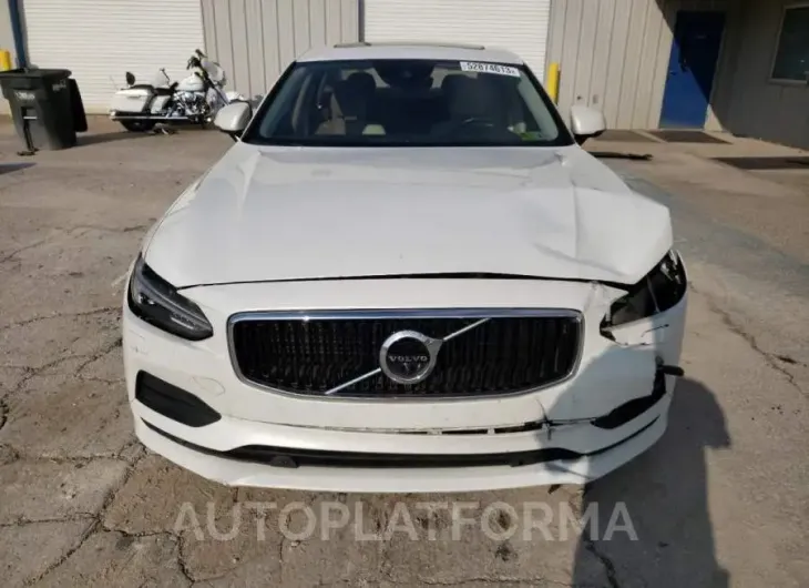 VOLVO S90 T5 MOM 2017 vin YV1102AK4H1010174 from auto auction Copart