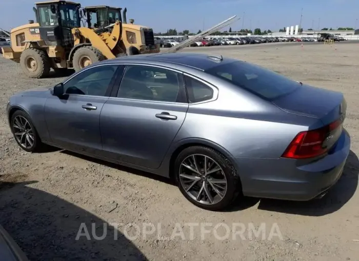 VOLVO S90 T5 MOM 2018 vin LVY982AK0JP005986 from auto auction Copart