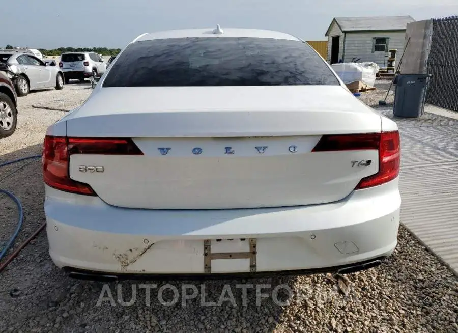 VOLVO S90 T6 MOM 2018 vin LVY992MK2JP036813 from auto auction Copart