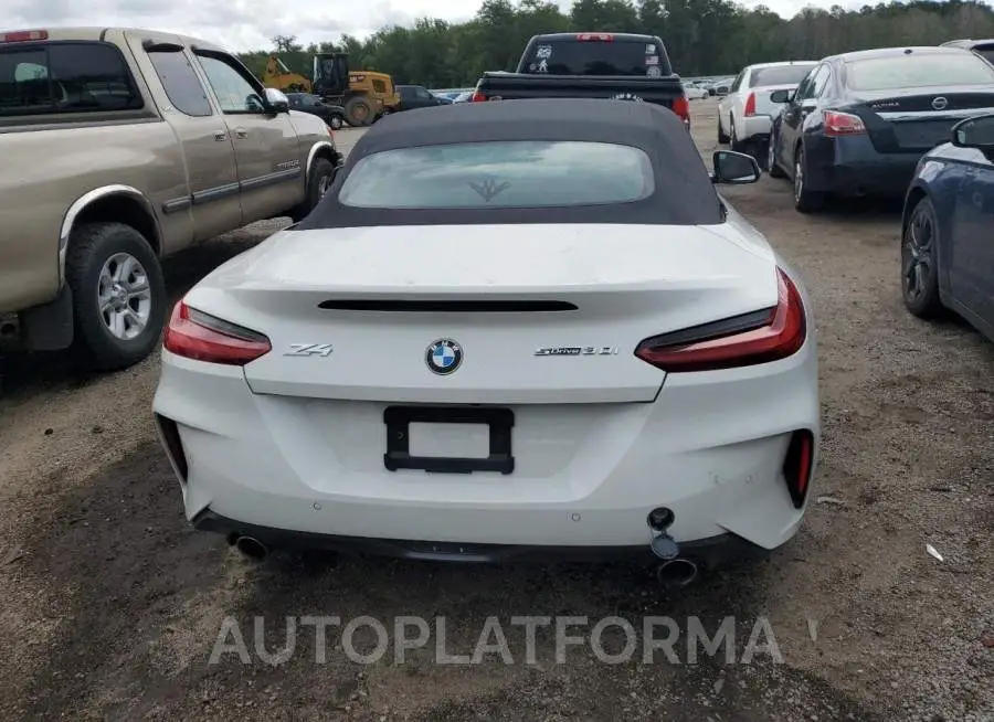 BMW Z4 SDRIVE3 2021 vin WBAHF3C06MWX13032 from auto auction Copart